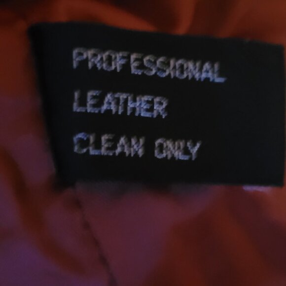 Size 10 Wilson's Leather Jacket - Picture 5 of 6